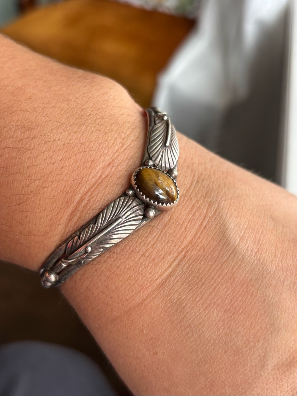 Vintage Sterling Silver Tiger Eye Feather Cuff Bracelet WL Navajo